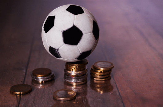 Thế nào là cược combo và lợi ích khi áp dụng vào đá bóng?