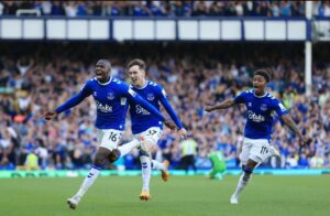 Phong độ Everton thua kỷ lục mùa giải mới