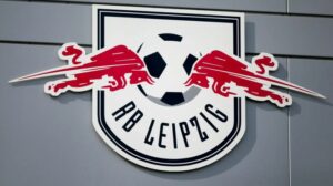 RB Leipzig chỉ thiếu xíu nữa lên lên ngôi đầu bảng